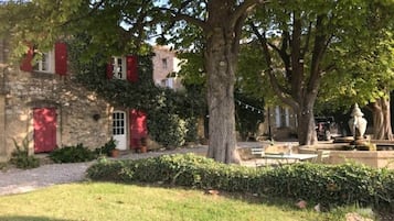 Extérieur