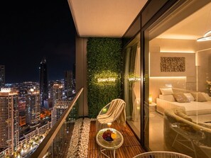 Property grounds - New 1BR | Burj Khalifa Infinity Pool | Dubai Mall (Dubai)