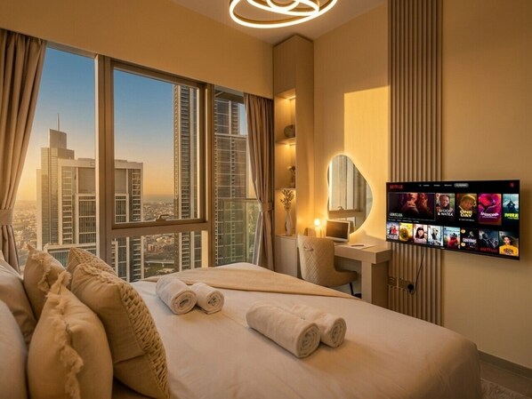 Iron/ironing board, WiFi, bed sheets - New 1BR | Burj Khalifa Infinity Pool | Dubai Mall (Dubai)