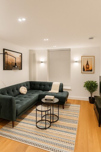 City Center 1BR Business & Tourists|  Parking + wifi