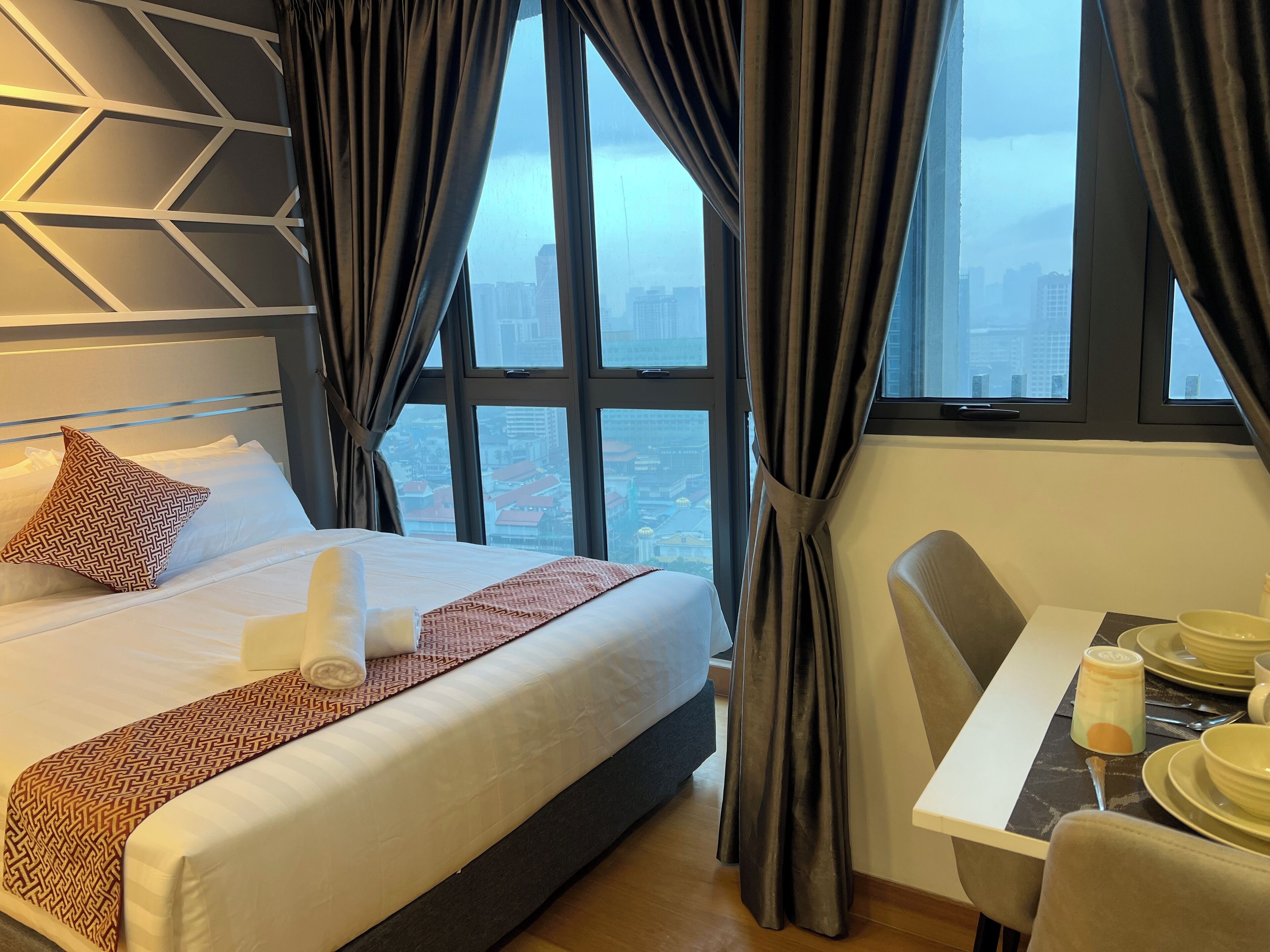 1 غرفة نوم ومكواة/لوح كي وواي فاي وملاءات أسرّة