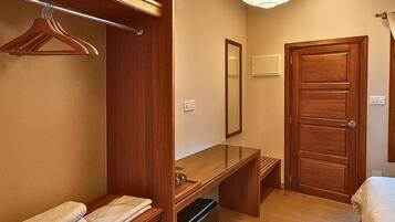 Basic Double Room, City View | In-room safe, blackout drapes, soundproofing, iron/ironing board