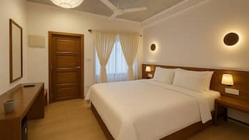 In-room safe, blackout curtains, soundproofing, iron/ironing board