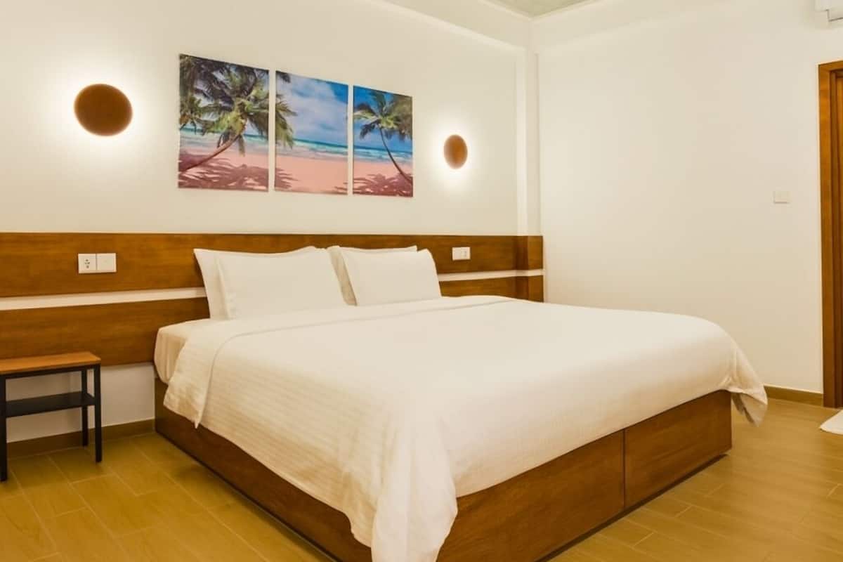 Caja de seguridad en la habitación y cortinas blackout