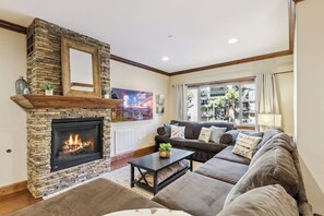 TV, peis og videospill