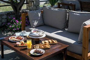 包含每日全套早餐