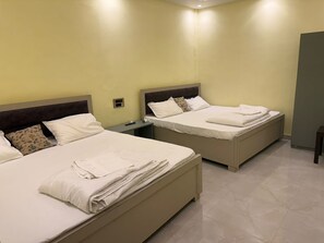 Quadruple Room | Free WiFi