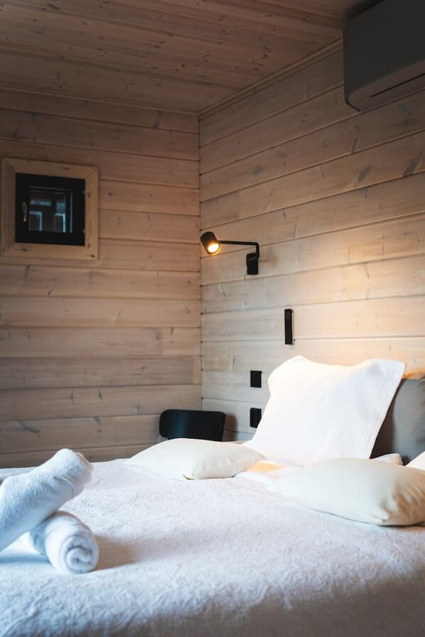 3 habitaciones, cuna de viaje, wifi y ropa de cama 
