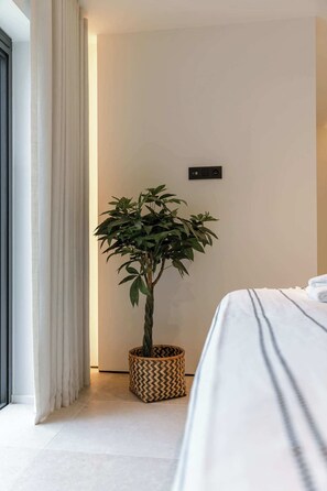 House | 1 bedroom, Internet - Charming Chic Stay With Garden Views Parking (Lichtervelde)