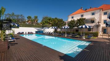 Innenpool, beheizter Pool