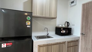 Unclassified image, 5 of 122, button - Hill Bay Suites (Patong)