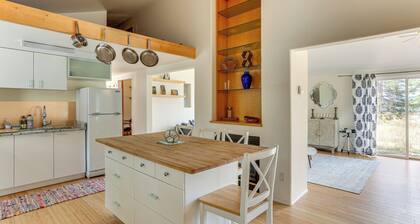 Outdoor Adventure Haven - 15 Mi to Mount Shasta!