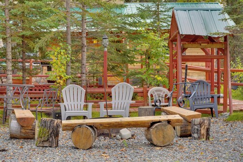 Lake Access at Peaceful Kenai Peninsula Getaway