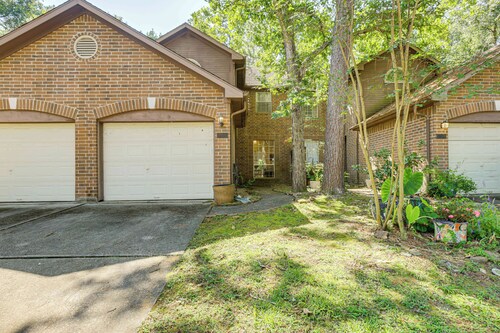 Bike & Explore: Family Home in The Woodlands!