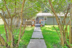 House (3 Bedrooms) | Interior - 7 Mi to Bighorn Natl Forest: Dog-friendly Home (Dayton)