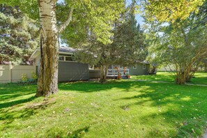 House (3 Bedrooms) | Interior - 7 Mi to Bighorn Natl Forest: Dog-friendly Home (Dayton)