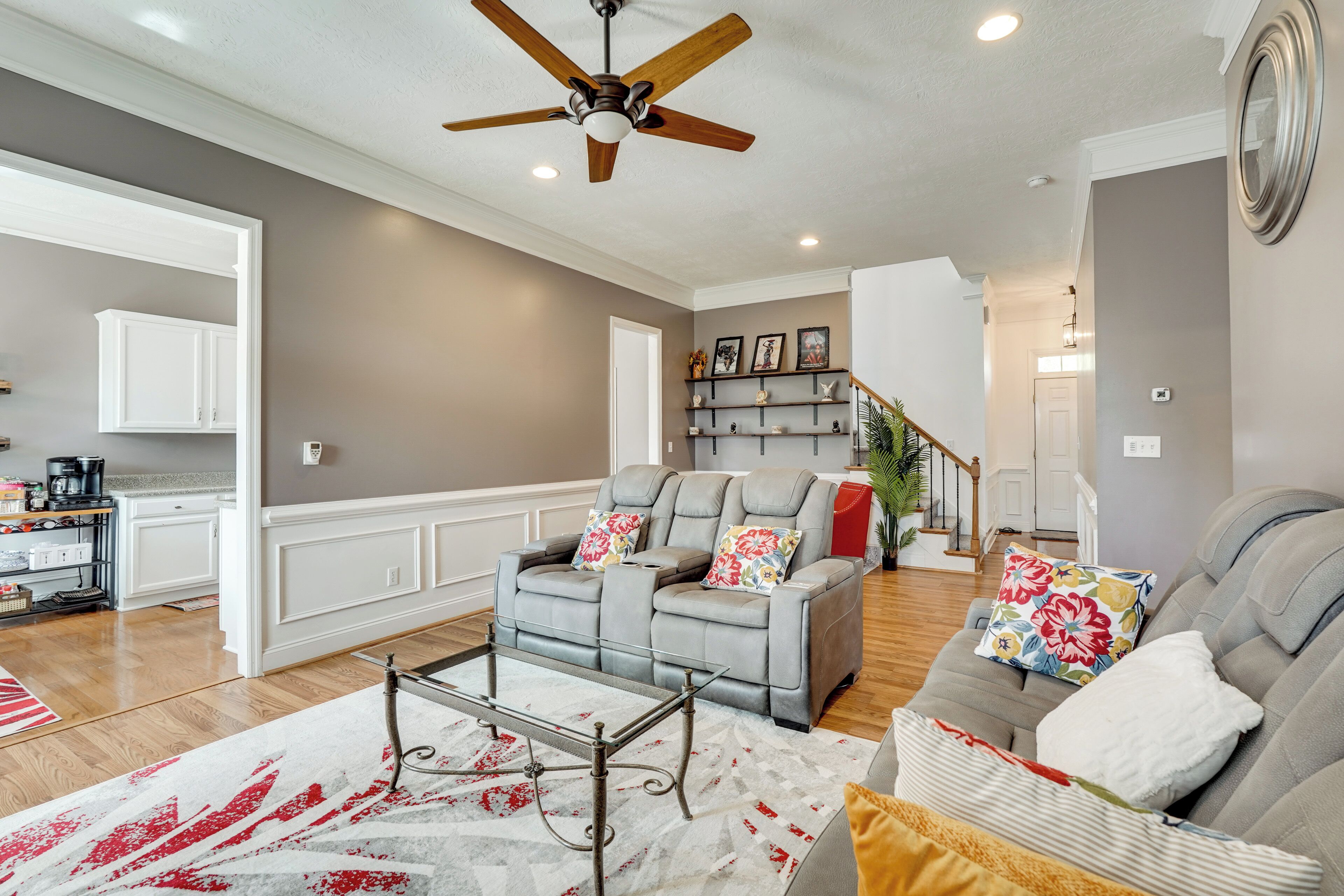 House (4 Bedrooms) | Interior