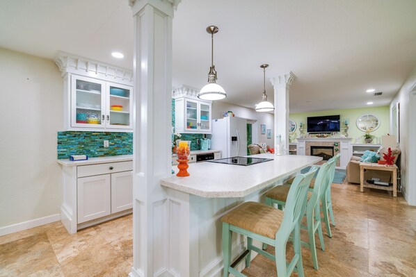 المنشأة من الداخل