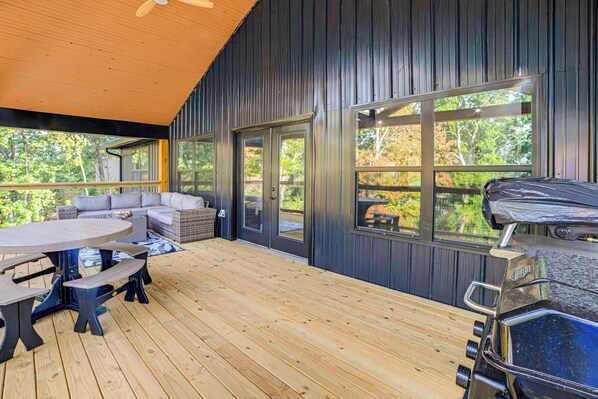 House (4 Bedrooms) | Interior