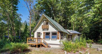 Walk to Skykomish River: Wooded Escape w/ Fire Pit