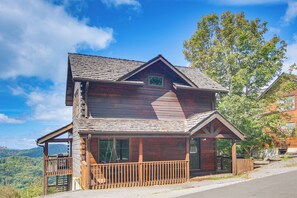 House (4 Bedrooms) | Interior - Ski & Hike: Mars Hill Mountaintop Cabin w/ Views (Mars Hill)