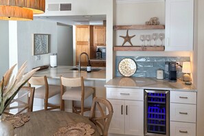 Apartment (2 Bedrooms) | Interior - Gulf Views, Steps to Beach: Redington Shores Condo (Redington Shores)