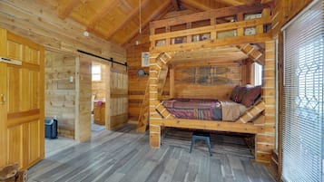 House (1 Bedroom) | Interior