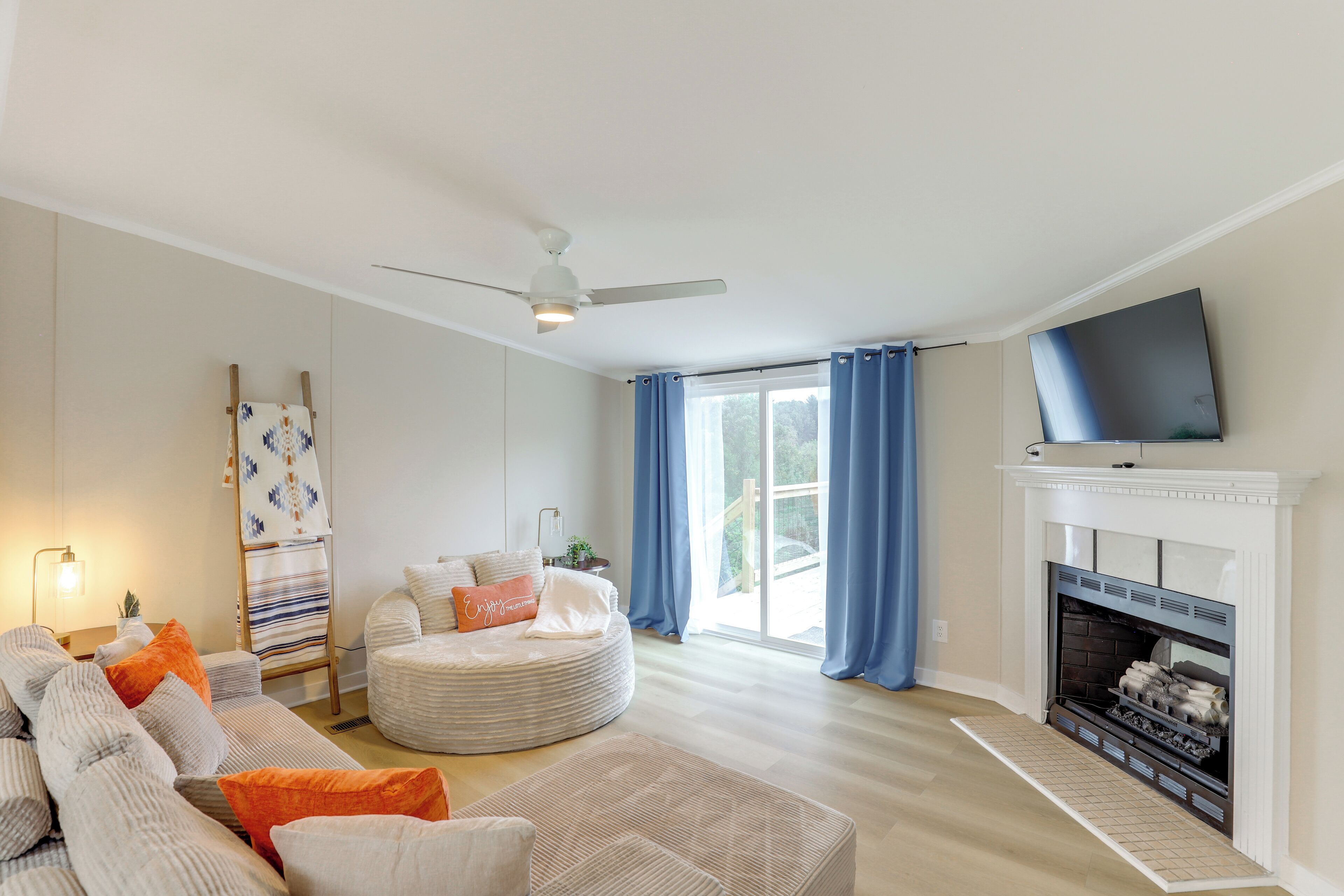 Rumah (3 Bedrooms) | Bagian depan properti