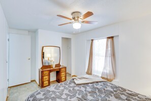 House (2 Bedrooms) | Interior - Pets Welcome: Quiet Retreat Near Lake Guntersville (Langston)