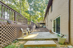 Apartment (2 Bedrooms) | Front of property