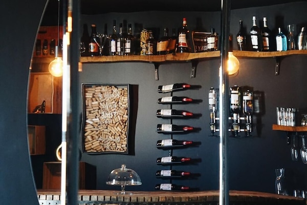 Bar (en la propiedad)