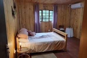2 bedrooms, bed sheets