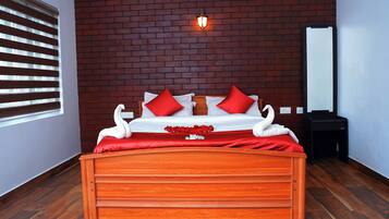 Habitación Deluxe con 1 cama matrimonial o 2 individuales, vista al río | Wifi gratis