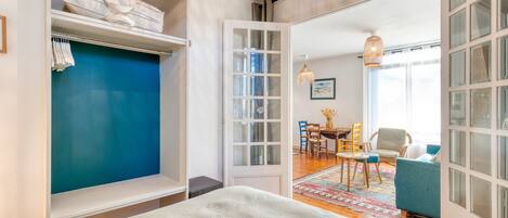 1 bedroom, iron/ironing board, WiFi, bed sheets