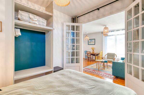 1 bedroom, iron/ironing board, WiFi, bed sheets - Apartment 'Bel Appartement Louis Charme Ancien' with Wi-Fi (Pornichet)