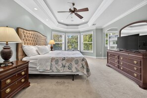 5 Schlafzimmer, Bügeleisen/Bügelbrett, kostenloses WLAN, Bettwäsche