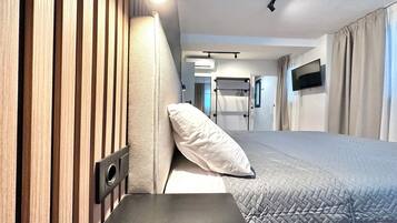 Deluxe tweepersoonskamer, uitzicht op stad | Lakens van Egyptisch katoen, luxe beddengoed