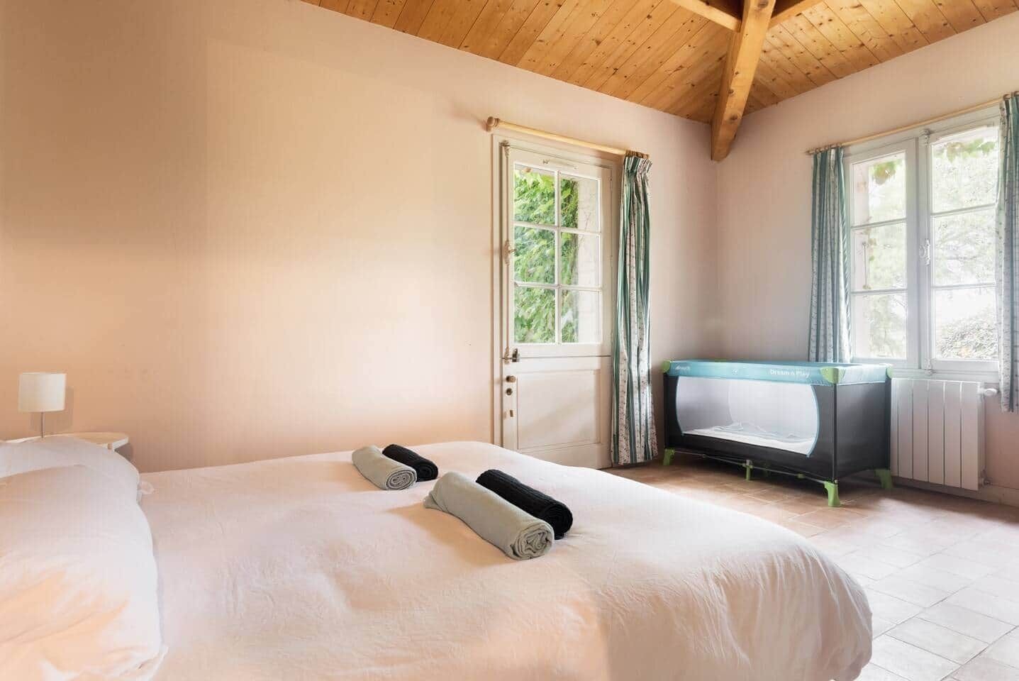 5 slaapkamers, wifi, beddengoed