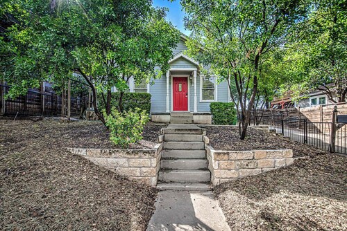 3BR - King Suite, Backyard & Fire Pit!