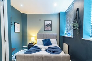 2 Schlafzimmer, Bügeleisen/Bügelbrett, WLAN, Bettwäsche