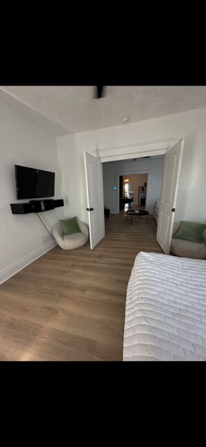 3 habitaciones, wifi y ropa de cama 