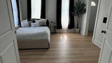 3 bedrooms, WiFi, bed sheets