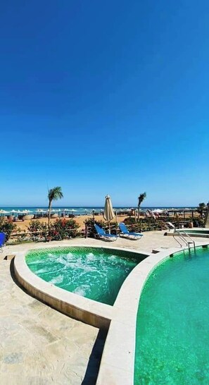 Pool - 1BR Apartment Front Sea View Turtles Beach (Hurghada)