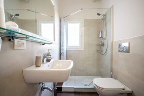 Dusche, Haartrockner