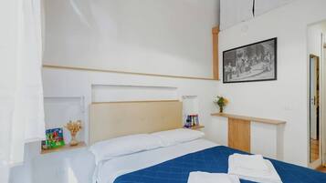 1 chambre, fer et planche Ă  repasser, Wi-Fi, draps fournis
