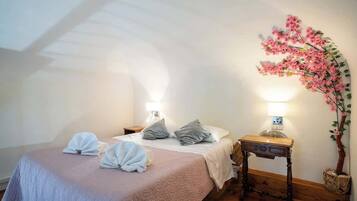 Fer et planche Ă repasser, Wi-Fi, draps fournis