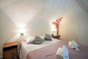 1 chambre, fer et planche Ă repasser, Wi-Fi, literie fournie