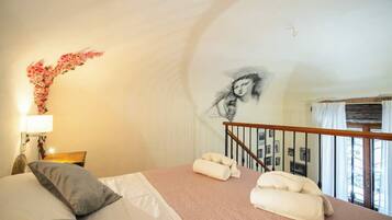 Fer et planche Ă repasser, Wi-Fi, draps fournis