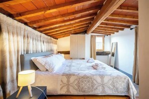 1 chambre, fer et planche à repasser, Wi-Fi, literie fournie