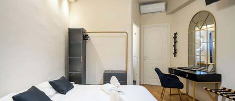 1 habitación, wifi y ropa de cama